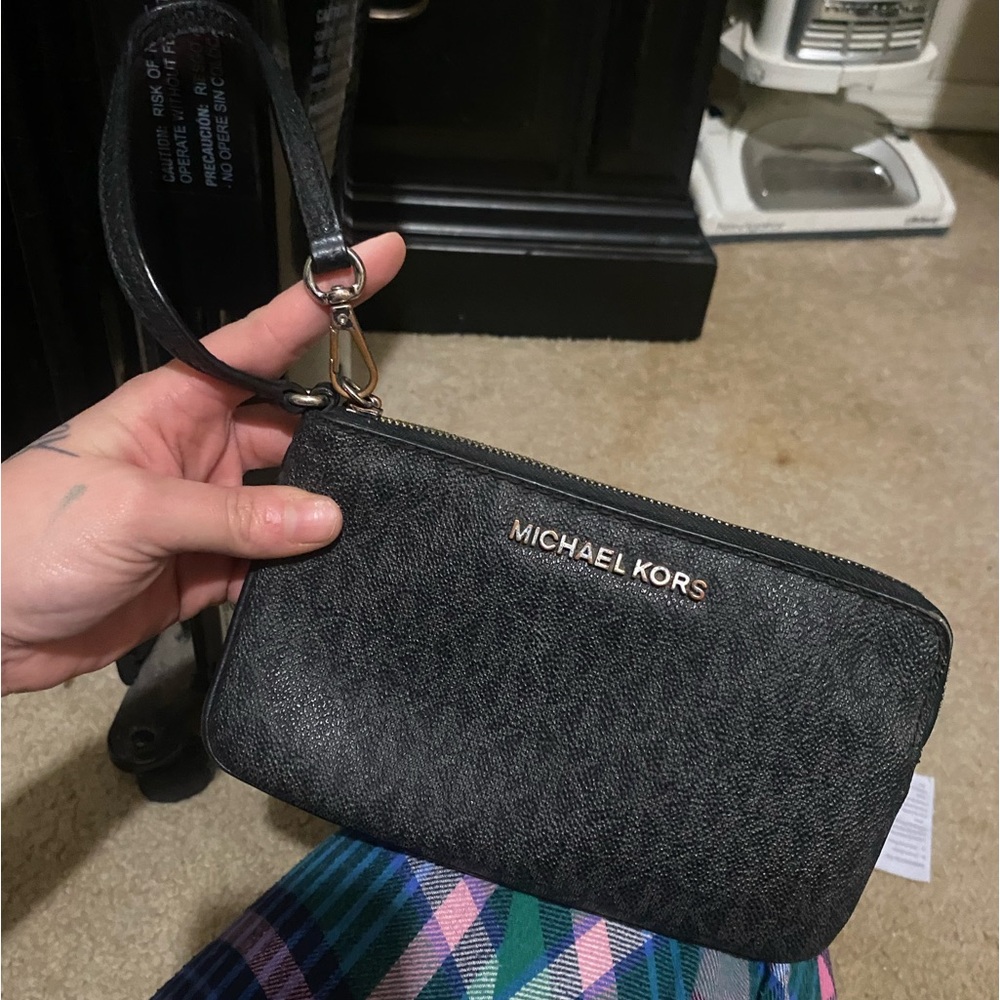 MK wristlet